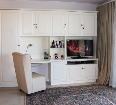 Century City Collection - St Tropez 206 Study/TV